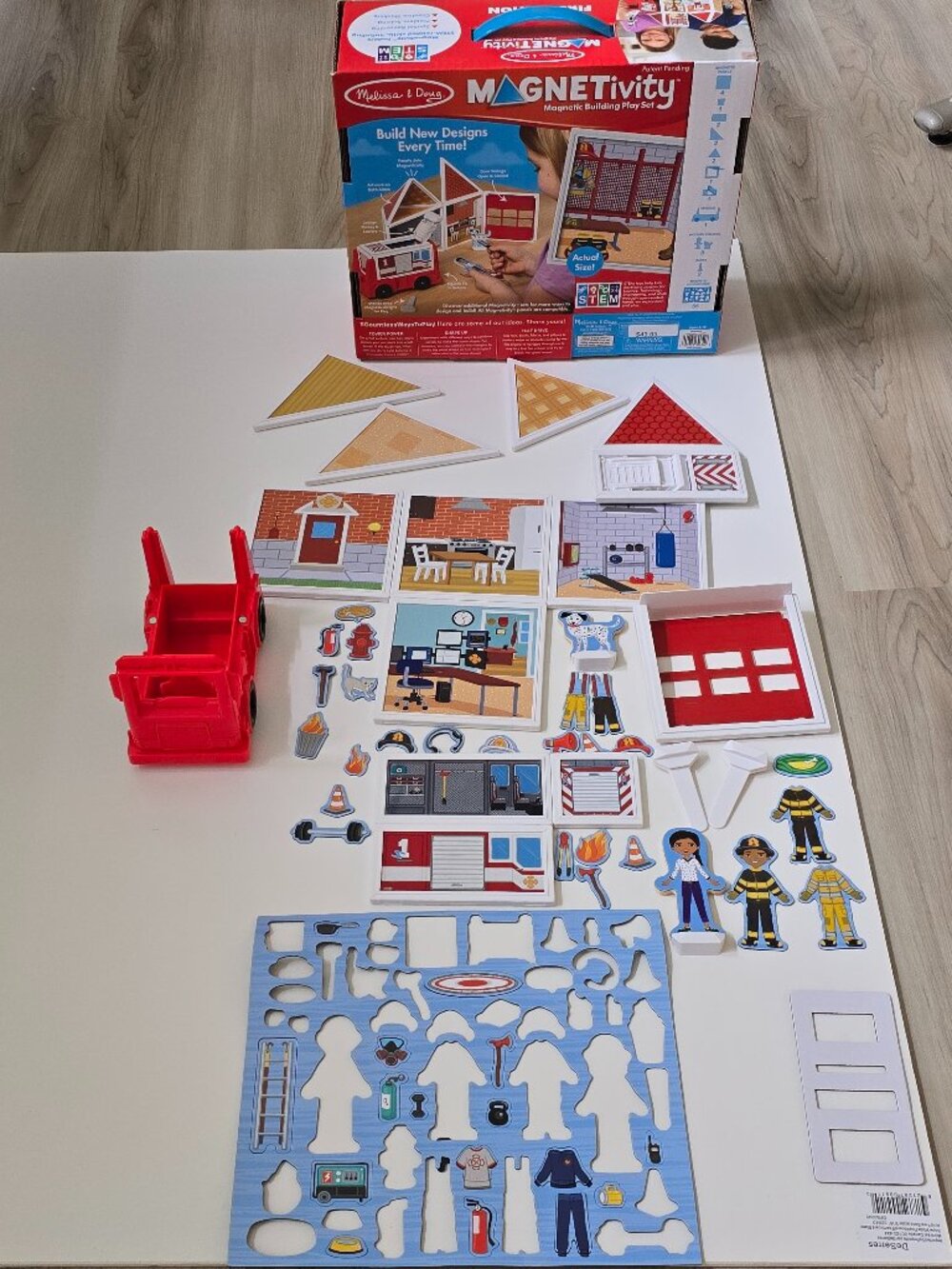 Melissa & Doug Magnetivity Magnetic Tiles - Fire Station with Fire Truck Vehicle